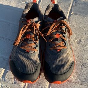 Altar Timp 3 trail shoes